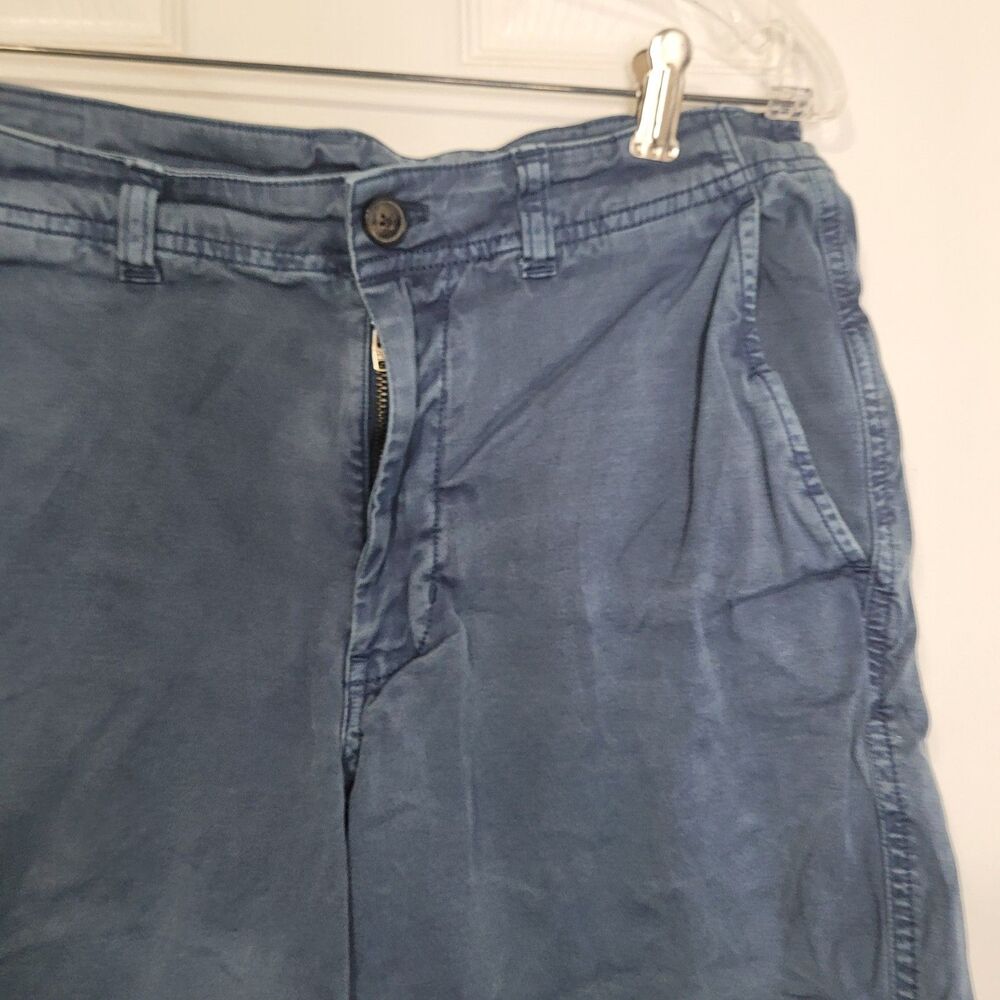 Vineyard Vines size 30 men shorts distressed pockets zip button - Picture 5 of 7